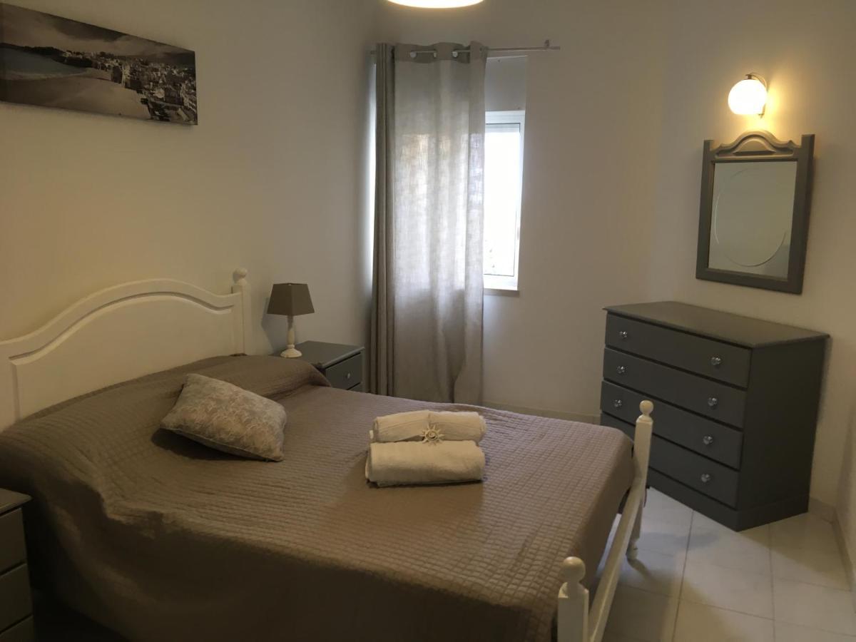 1A Atlantico - Casas & Papeis Apartment อาร์มาซอง เด เปรา ภายนอก รูปภาพ